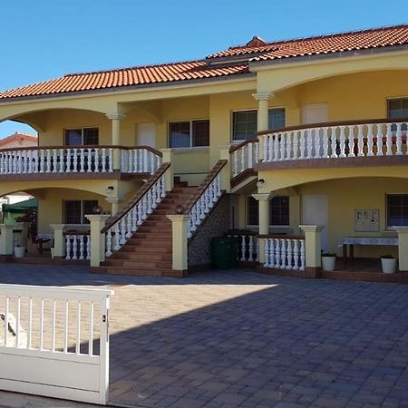 Apartments With A Parking Space Vir - 18407 المظهر الخارجي الصورة