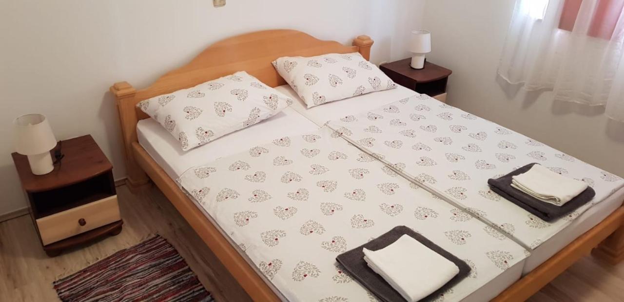 Apartments With A Parking Space Vir - 18407 المظهر الخارجي الصورة